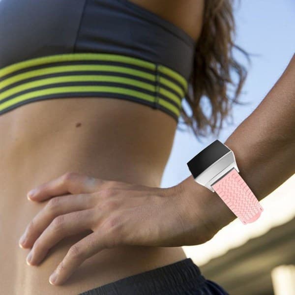 Fitbit Ionic Klockband med däckmönster - Ljus rosa